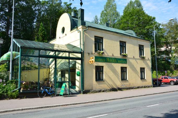 Kuvassa Paakari