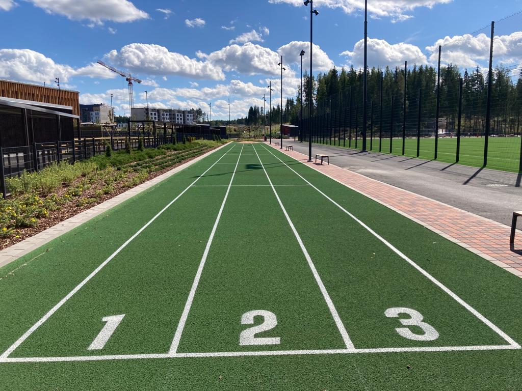 Lamminrahkan liikuntapuiston juoksusuora